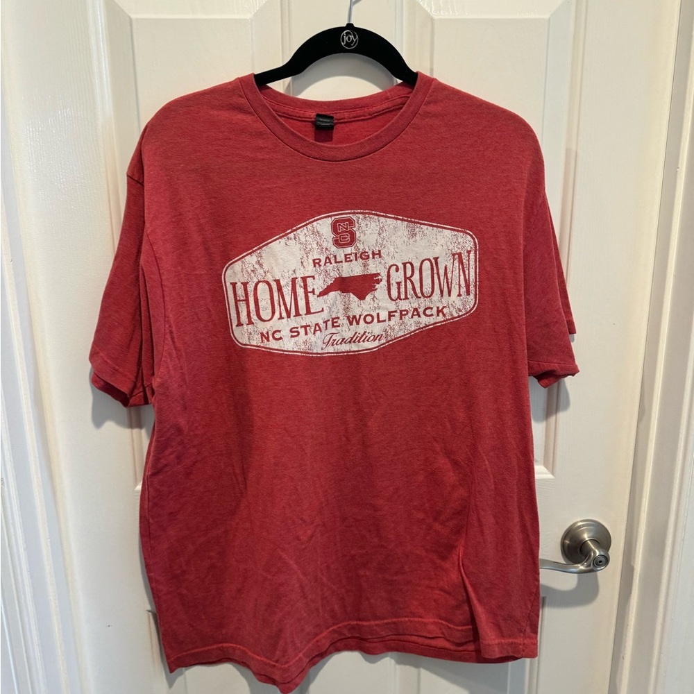 Mens Red NC State Wolfpack Graphic Tee Size XL